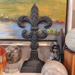Large Cast Iron Fleur de Lis