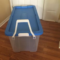HART 200 Quart Latching Rolling Plastic Storage Bin Container