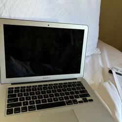 MacBook Air M1