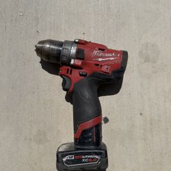 Milwaukee Hammer Drill W 6.0 Battery 