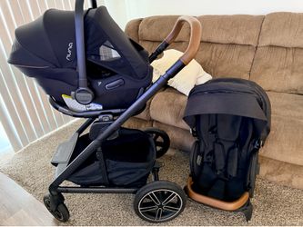Nuna mixx next With a pipa series baby carrier