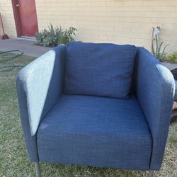 Chairs /single Sofá 