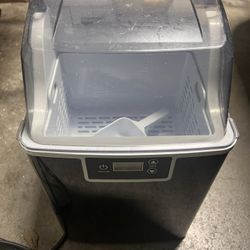 Free Village Nugget Ice Maker 