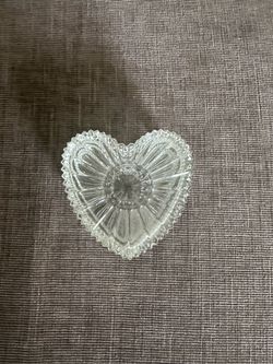 Vintage Clear Glass Heart Shaped Trinket Box 2.5 In X 2.25 In Ridged Grooves