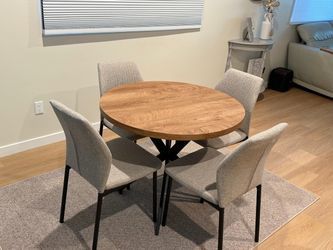 Dinning table 4 chairs
