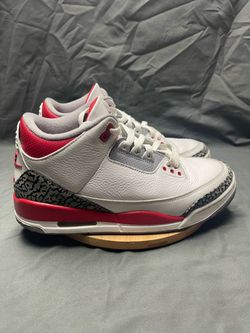 Men’s Jordan 3 Fire Red 2022 - Size 8.5M