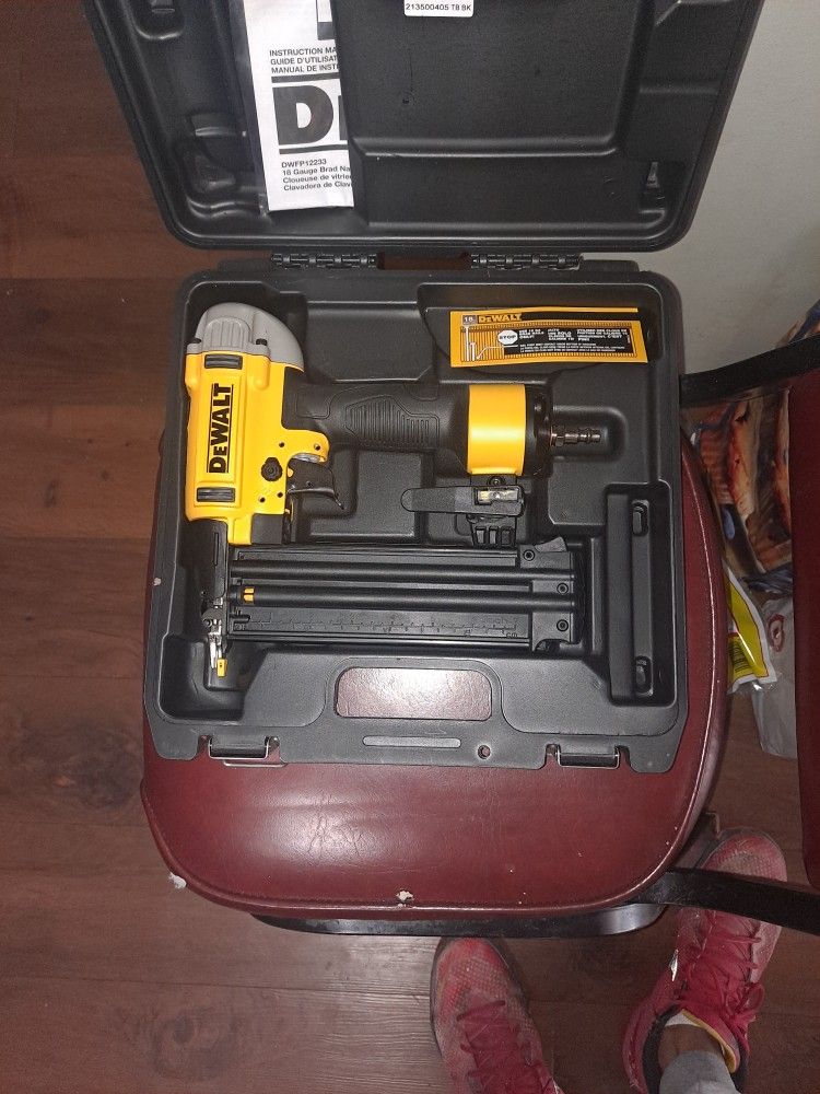 Dewalt Nail Gun