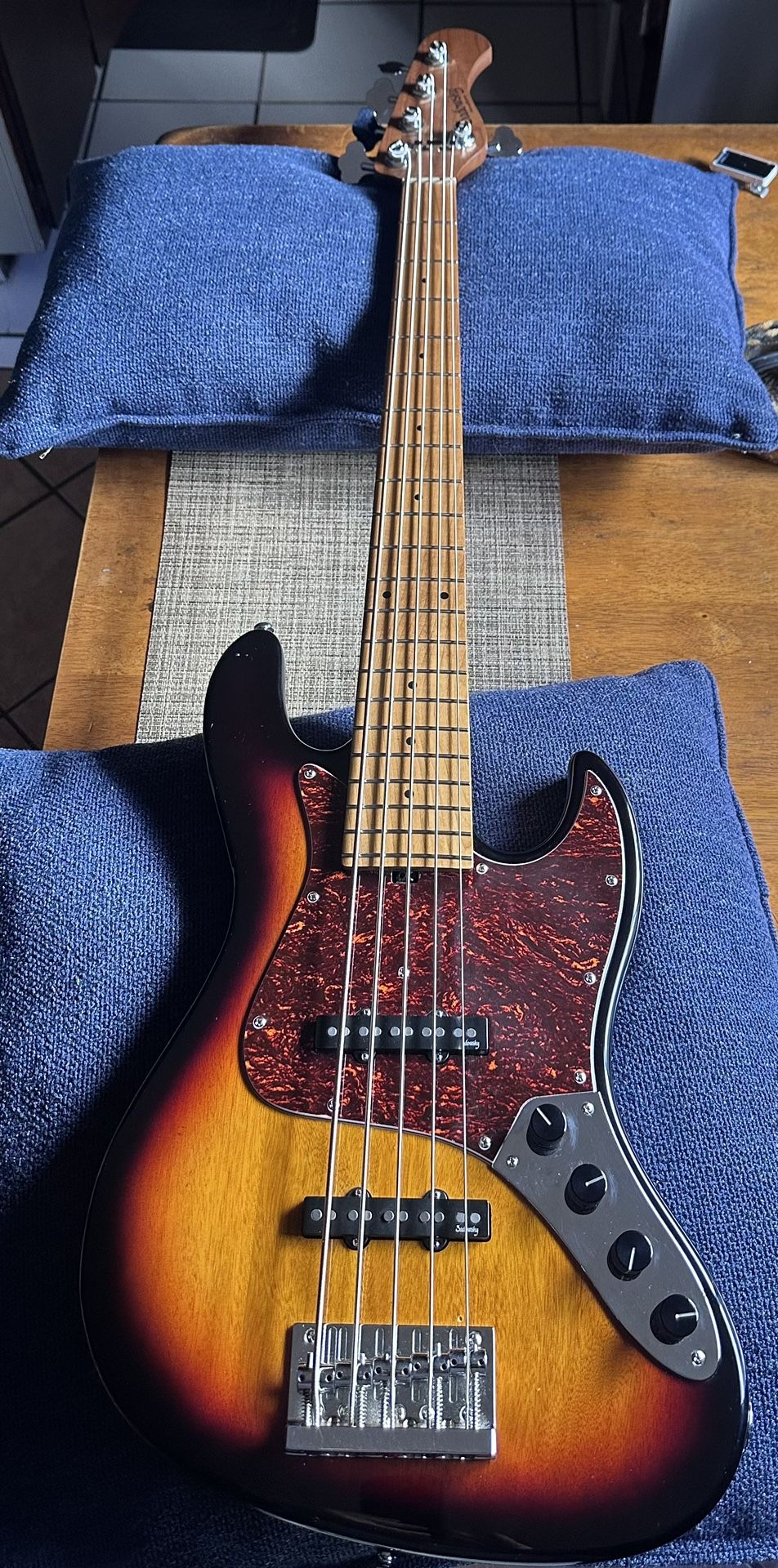 Sadowsky Metro Express 5 String