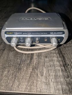 M-Audio FAST TRACK Guitar/Mic