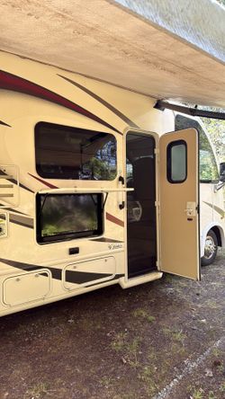 2019 Thor Axis 25.6