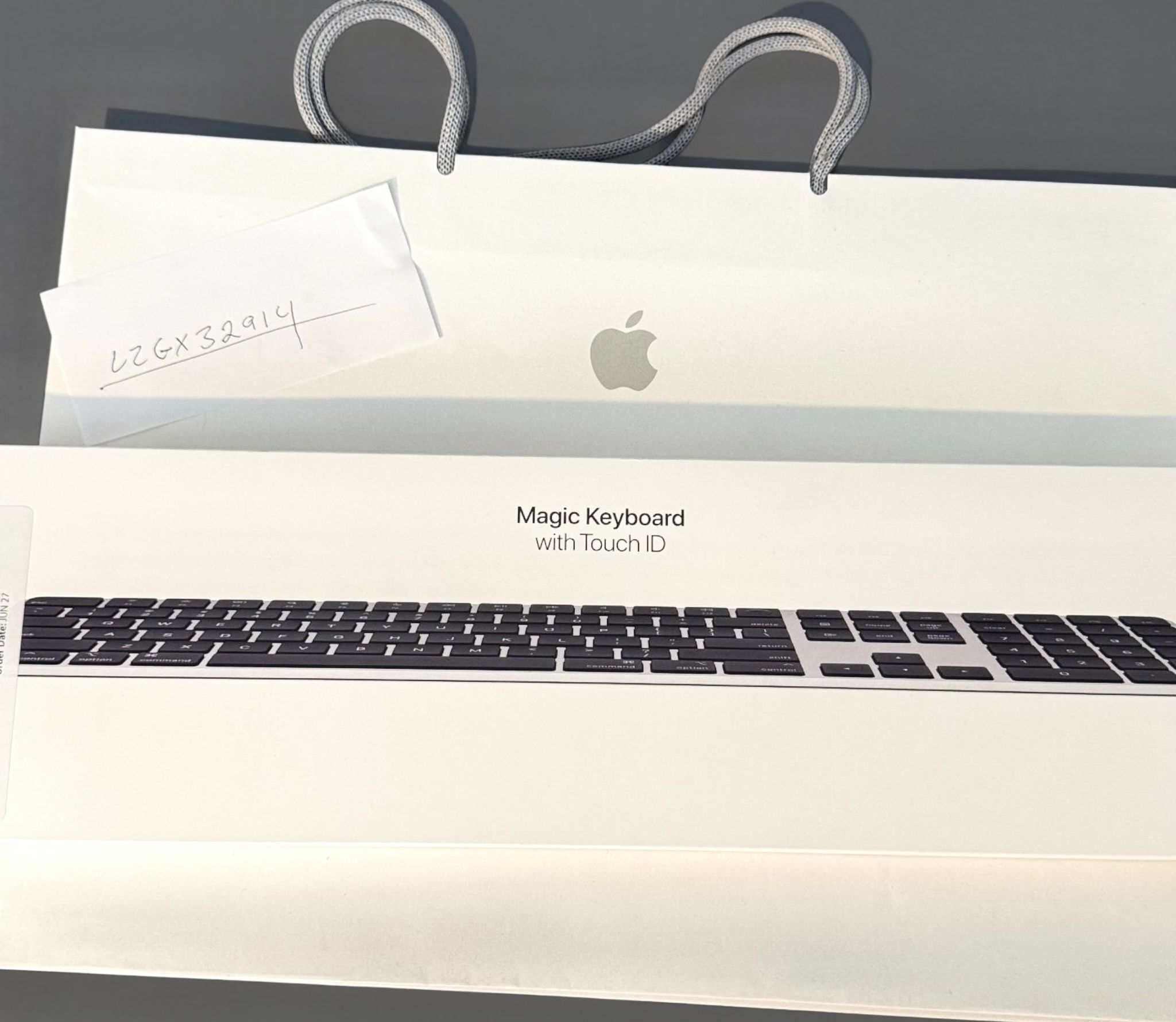 NEW Magic Keyboard with TouchID