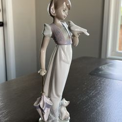 Lladro -Summer Stroll