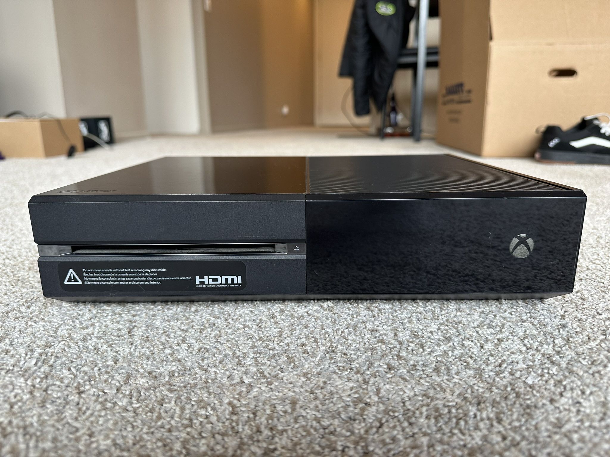Xbox One With 4 Controllers