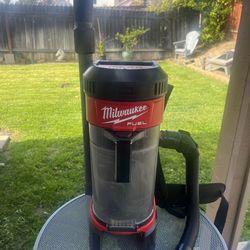 Milwaukee Backpack Vacuum
