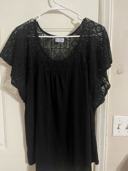 LACY PLUS SIZE TOP