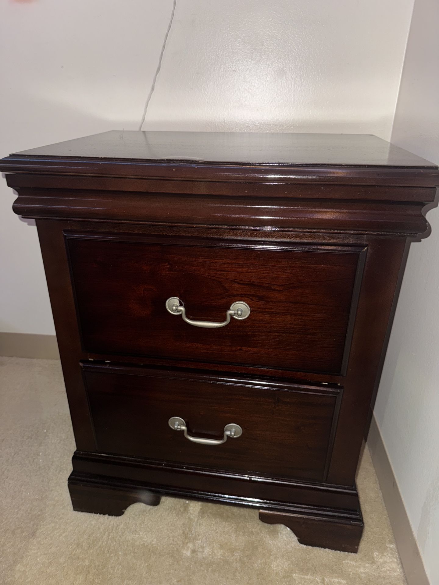2-Drawer Nightstand – Needs Repair