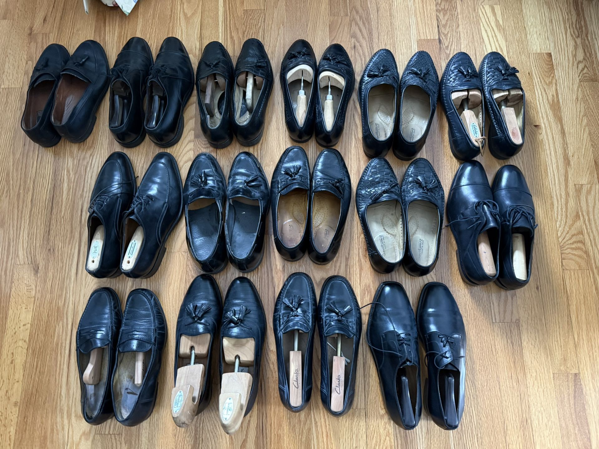 Men's Leather Shoes, size 9.5, Santoni among others, price per pair (see details)