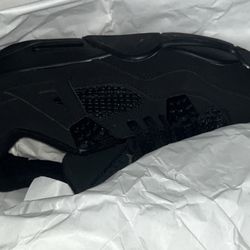 Black Cats 4s