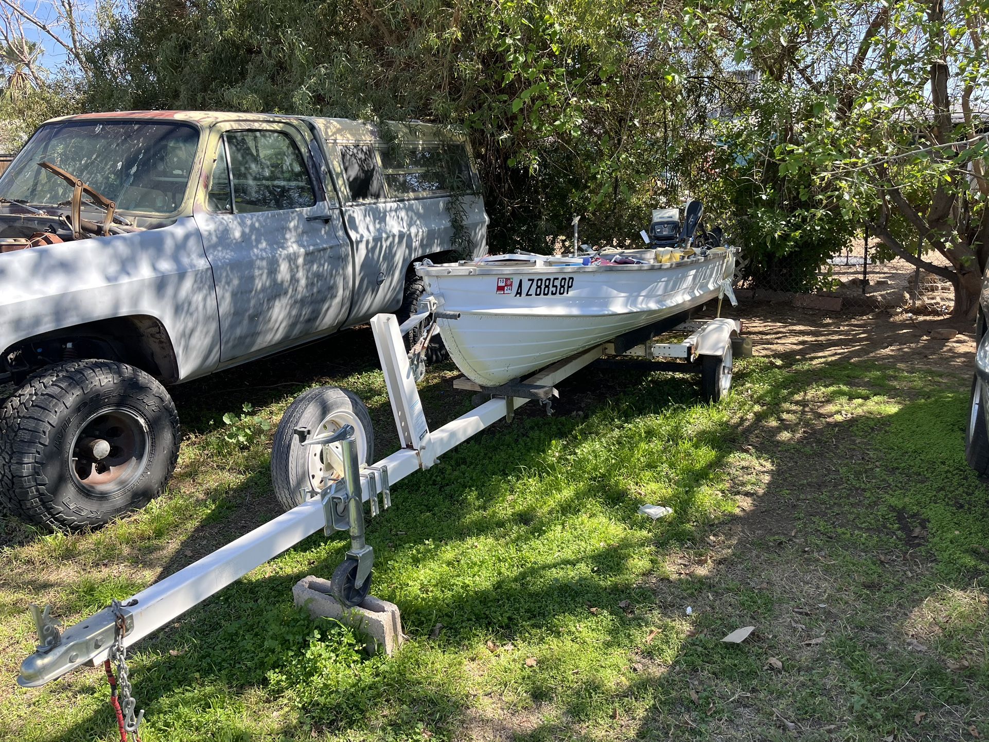 1969 StarCraft Aluminum 12ft Boat And Trailer