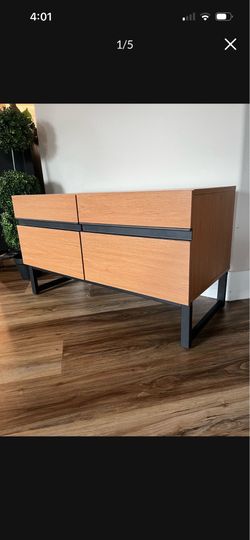 New tv stand media