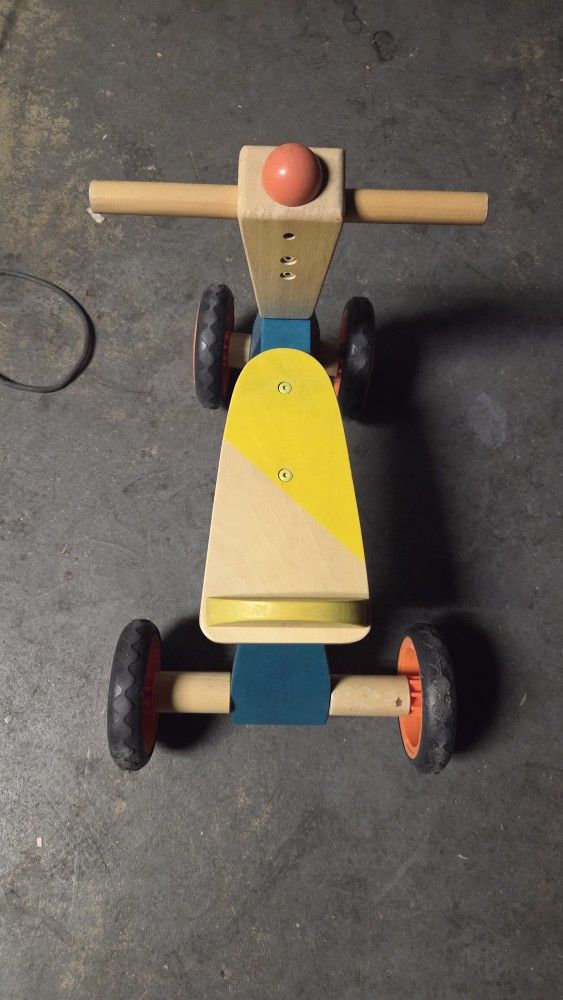 SELLING KID BIKES *NEED GONE*