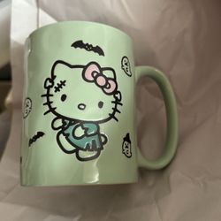 Hello kitty Halloween Mug