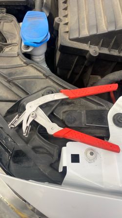 Automotive clip removal