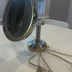 Vintage Lighted 5X Magnifying Makeup Vanity Mirror Brass Gold Cane & Reed 16"