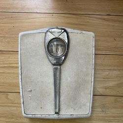 Vintage Weight Scale Works Great