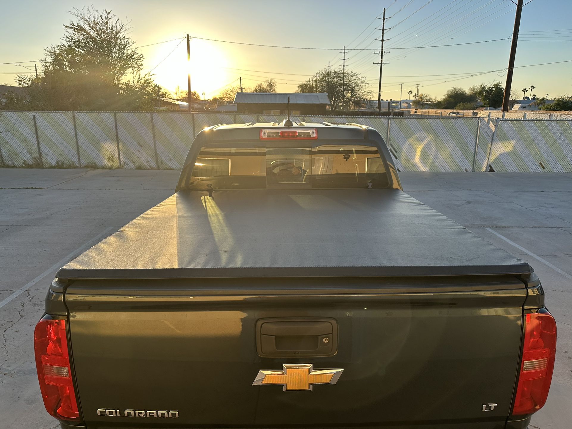 Soft Roll Up Bed Cover - On Chevy Colorado