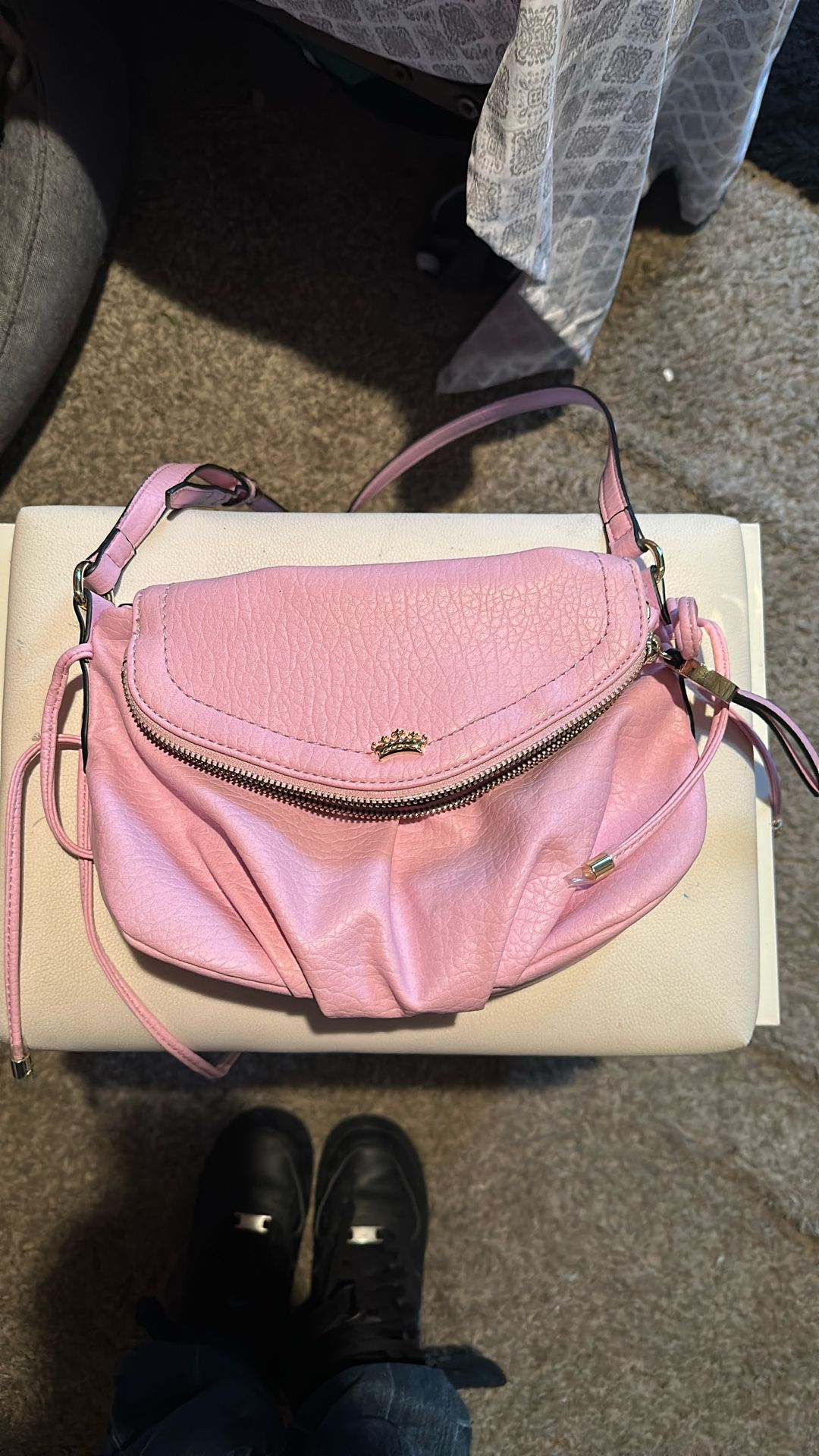 Juicy Couture Baby Pink Leather Purse 