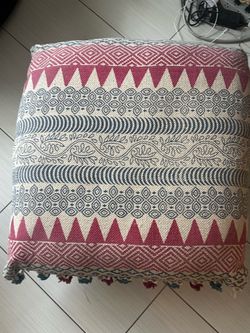 Throw pillow
