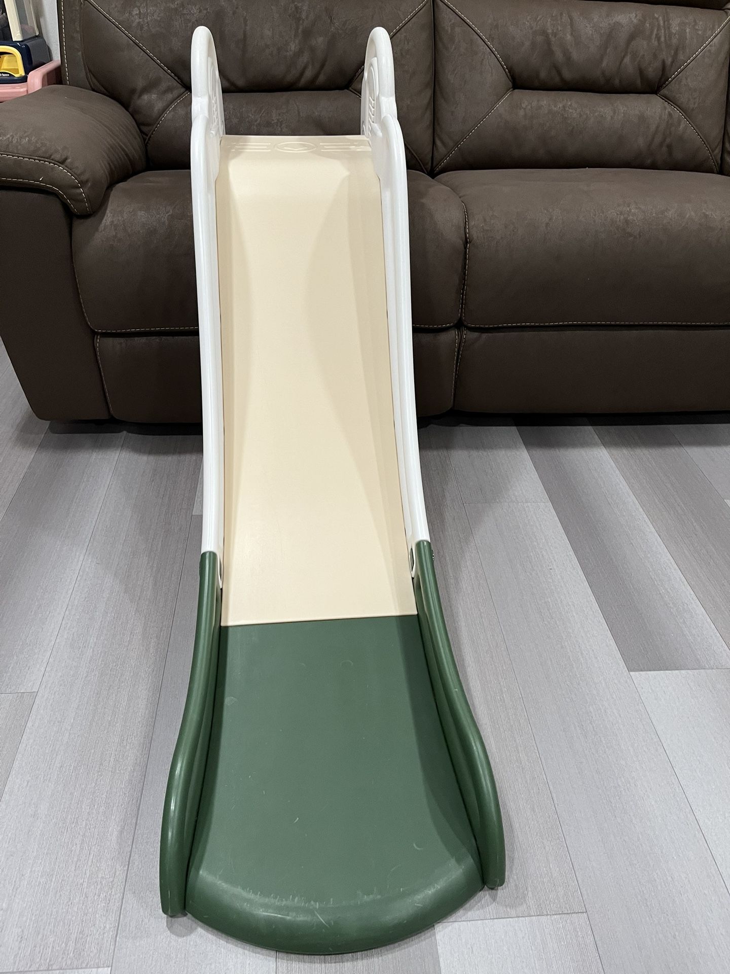 Sofa slide