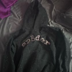 black VVS spider world wide rhinestone hoodie
