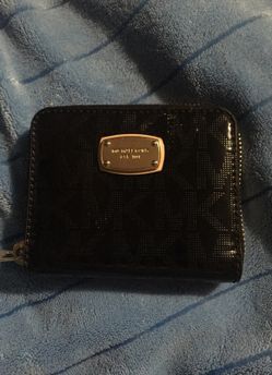 Michael kors mini wallet