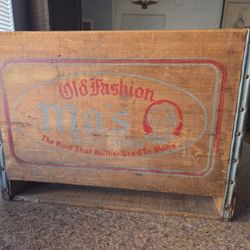 Antique 1940s Ma's Root Beer Soda Wood Crate Advertising Vintage 
