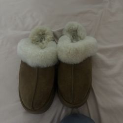 Platform Ugg Slippers