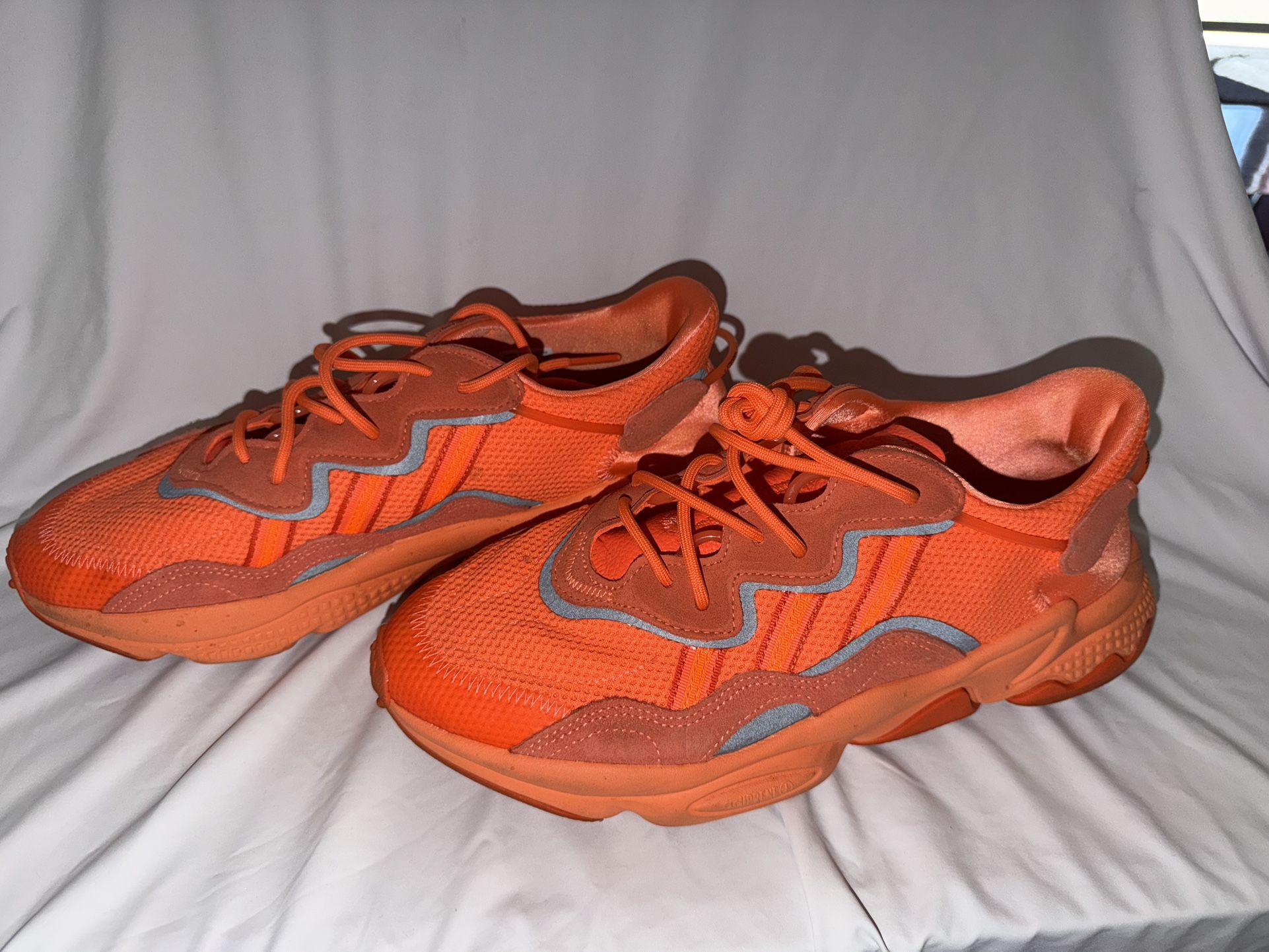 Men’s adidas Ozweego Bold Orange 2019 Size 11 Shoes