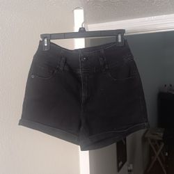 BRAND NEW junior Girls Black Stretch Jean Shorts