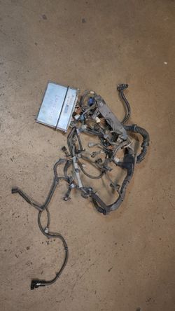 IS300 MANUAL WIRE HARNESS & ECU