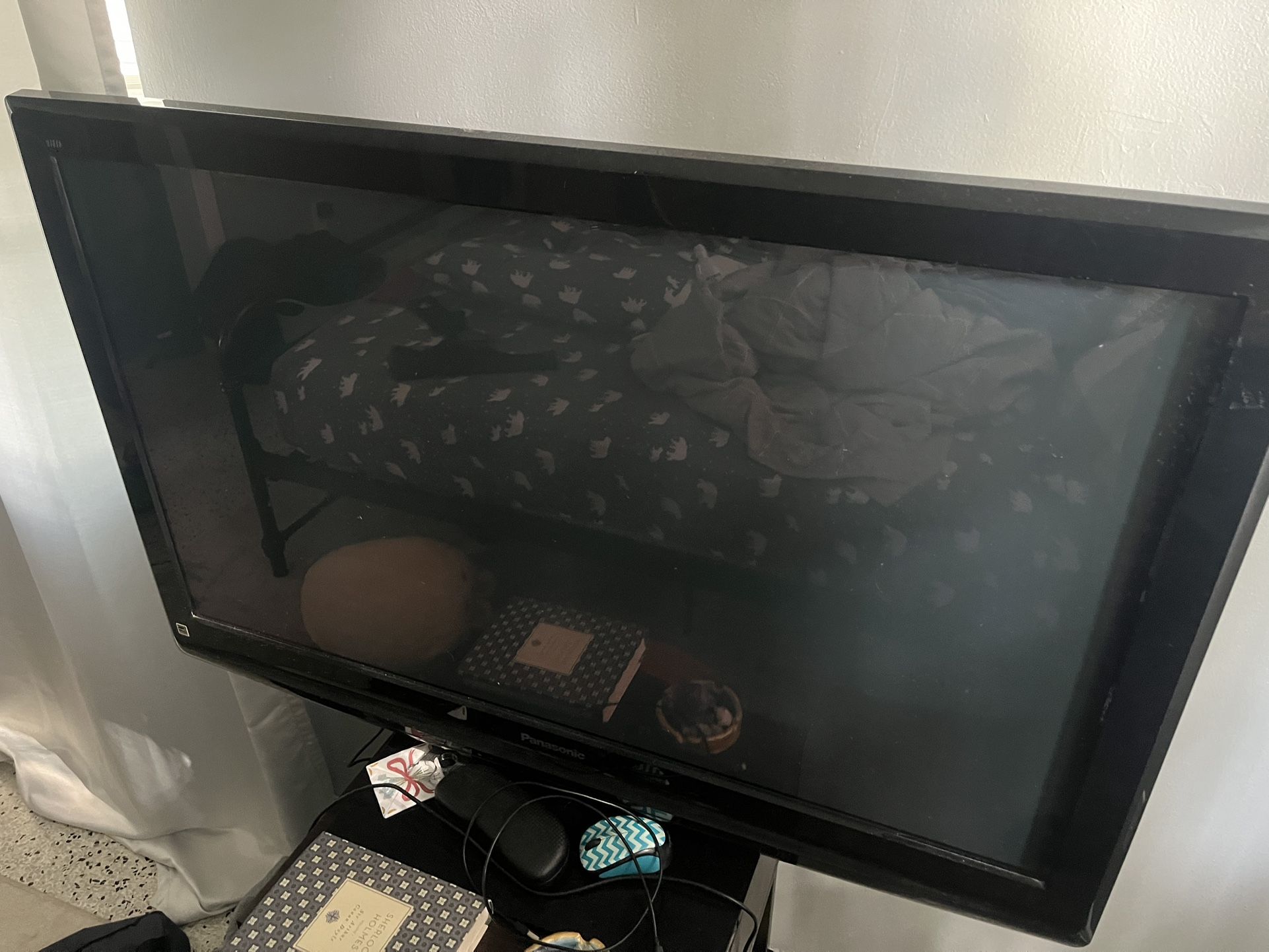 42” Panasonic TV