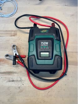 Battery Tender Power Inverter 750w