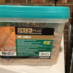 BRAND NEW  Never Opened  25 lb 1,875 pieces HILLMAN Bucket Of 10 ~2 1/2 Inch Wood Screws