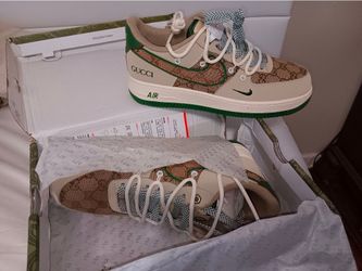 Off White  Beige and Green  size 10