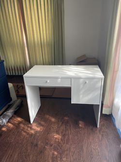 IKEA SYVDE Desk/Dressing Table