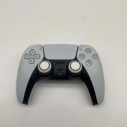 PlayStation DualSense Wireless Controller - for PS5