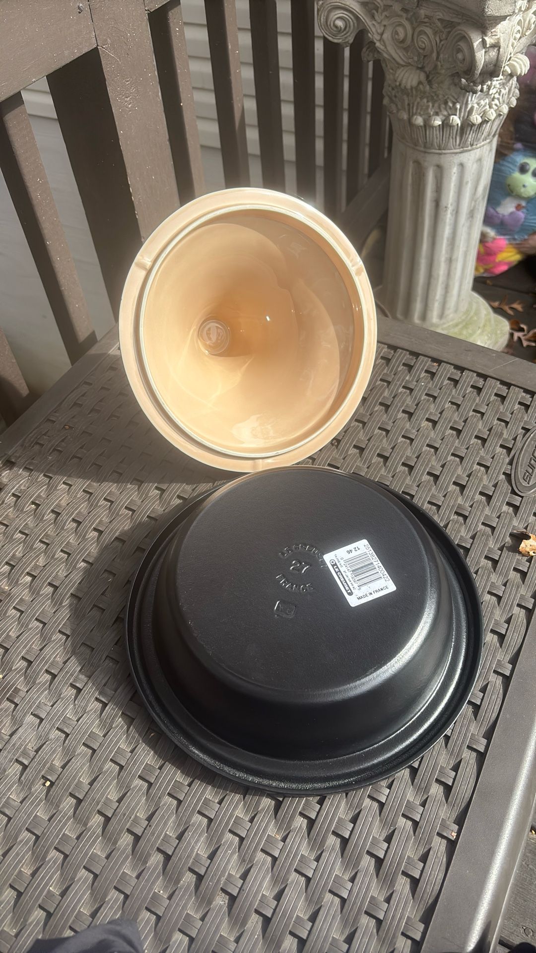 Le Creuset Made In France Cooking Pot Brand New