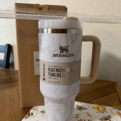 Stanley 40oz