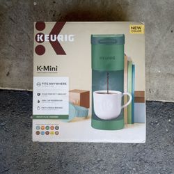Keurig https://offerup.com/redirect/?o=Sy5NaW5p Brand New In Box Never Opened Never Used $30 Retail Is $99.99