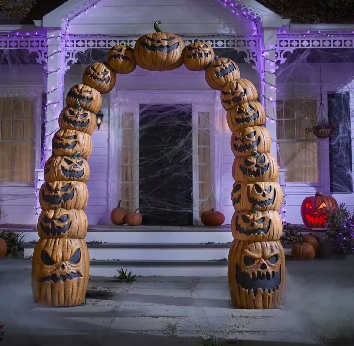 **$180 PRICE IS FIRM*** 7.5 ft. Halloween Classics Jack-O-Lantern Archway